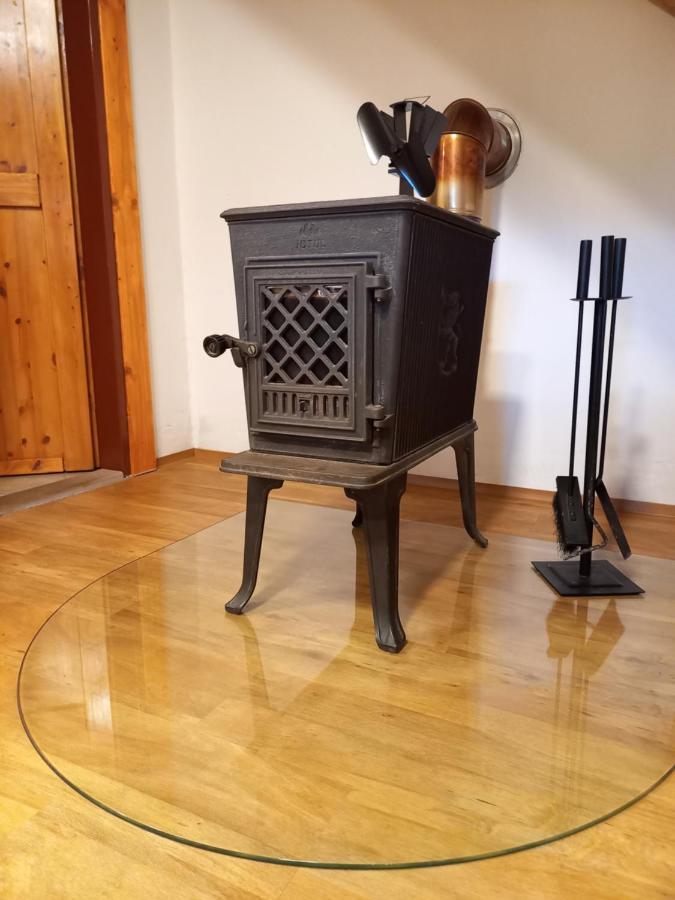 Chata U lesa Svoboda nad Upou Bagian luar foto